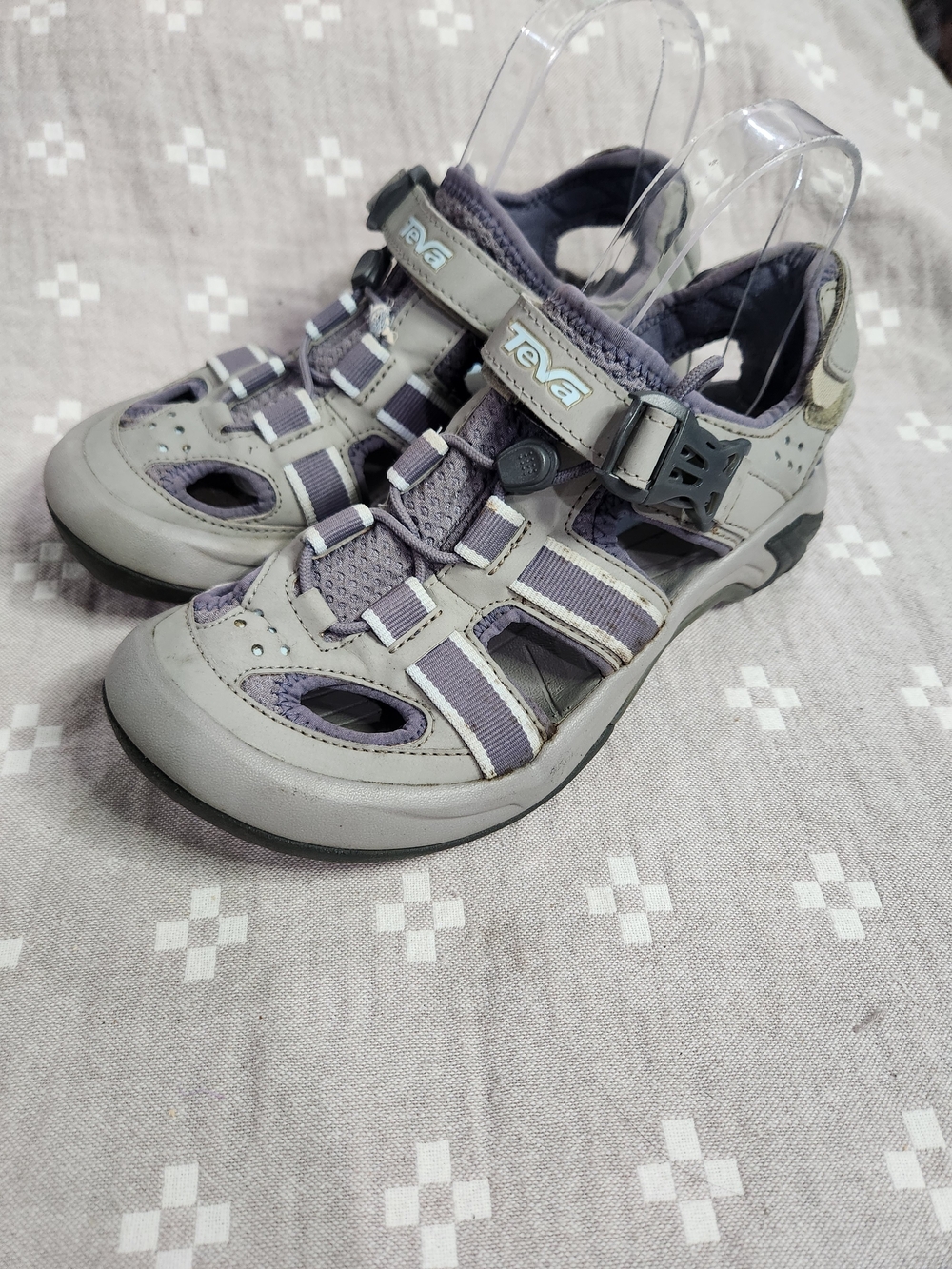 Teva womens Omnium sport sandals size 7 Uk 5